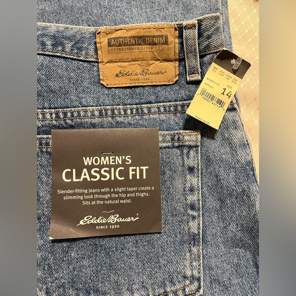 New with tags! Eddie Bauer Classic Fit Jeans size 14